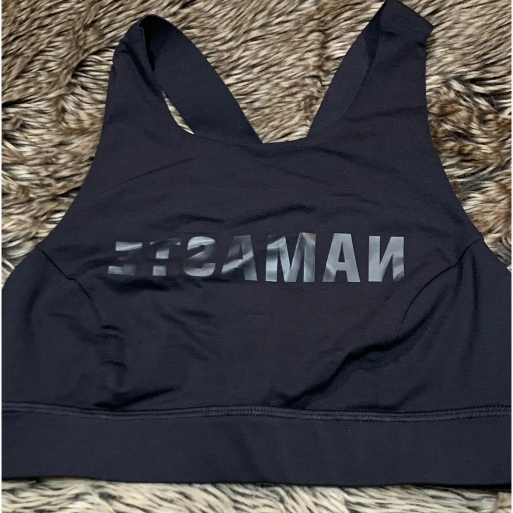 Lululemon Fast & Free Bra (Nulux) Black Namaste Spellout Size 6
